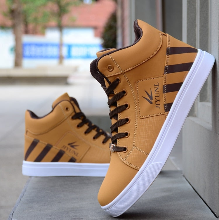 Skateboarding Shoes Men High Top Leisure Sneakers Comfortable Street Sports Shoes Walking Shoes Chaussure Homme Large size 47 48