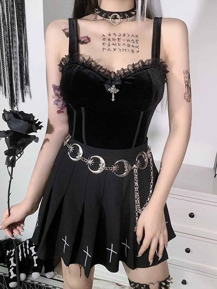 Retro Gothic Black Basic Crop Top Bodycon Women Camis Grunge Punk Clothes Lace Trim Sexy Corset Top Backless Flocking Vest