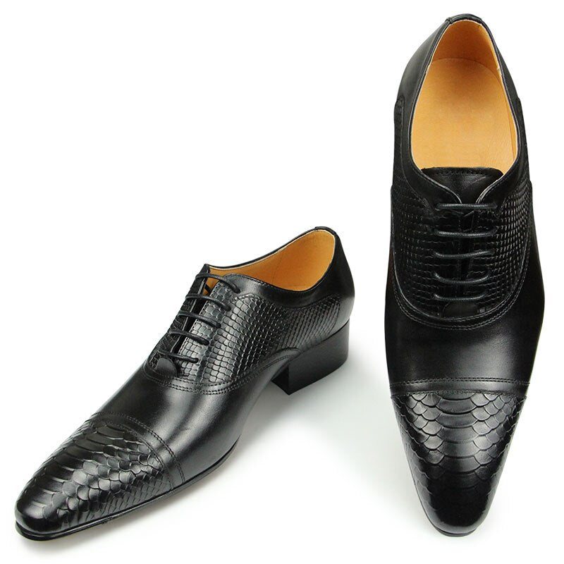 Man Dress Shoes Wedding Party Classic Style Oxfords Serpentine Pointed Sapatos Sociais Leather Lace Up High Quality Black Shoe