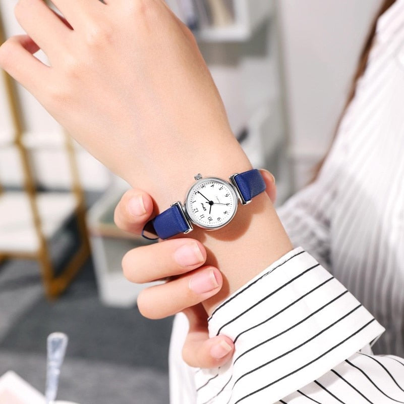 Mini Quartz Watch For Women Small Size 24mm Dial PU Leather Strap Minimalism