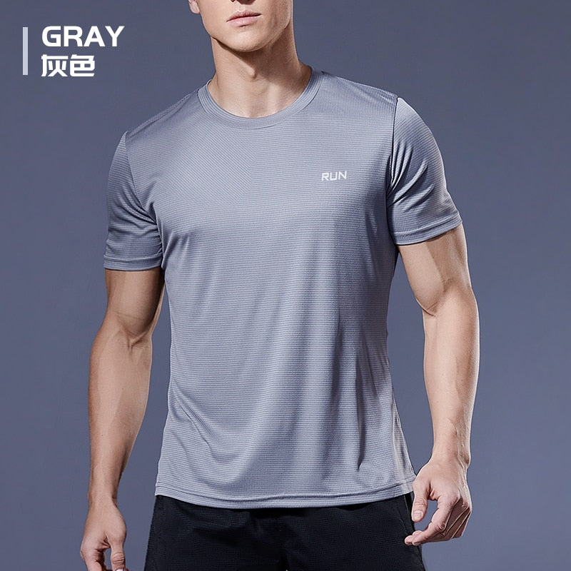 Polyester Gym Shirt Sport T Shirt Men Short Sleeve Running Shirt Men Workout Training Tees Fitness Top Sport T-shirt